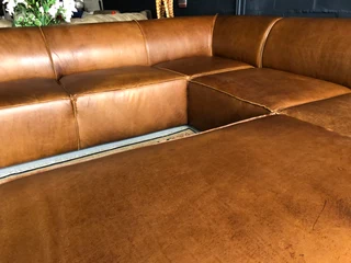 Newly manufactured 2.8m x 2.8m genuine leather MARCONI STYLE corner unit &#43; large modular ottoman