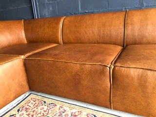Newly manufactured 2.8m x 2.8m genuine leather MARCONI STYLE corner unit &#43; large modular ottoman
