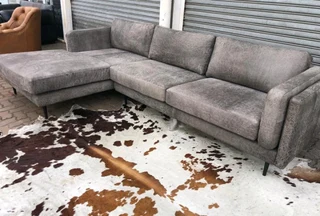 Newly manufactured &amp; large (3m x 1.7m) Zambezi genuine leather CONTEMPORARY DESIGN daybed unit.