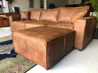 Brand new 2.8m Zambezi genuine leather MARCONI STYLE couch &#43; Modular ottoman (FULL EXOTIC GRAIN)