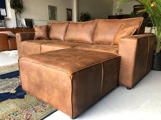 Brand new 2.8m Zambezi genuine leather MARCONI STYLE couch &#43; Modular ottoman (FULL EXOTIC GRAIN)