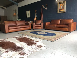 Brand New 3pc Casa Design Genuine Leather Lounge Suite. (2 X 2.2m Three Seaters &#43; Single Seater)