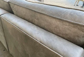 MASSIVE &amp; MODERN (3.5m x 3m x 1.7m) full Zambezi genuine leather U-SHAPE lounge suite, BRAND NEW