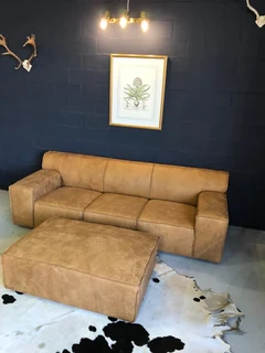 MASSIVE &amp; BULKY 2.6m MARCONI STYLE Zambezi genuine leather couch &#43; modular daybed/ottoman.