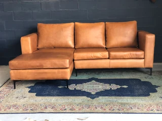 Brand new (2.3m x 1.6m) full grain gameskin genuine leather daybed couch. (A MODERN SLIMLINE DESIGN)