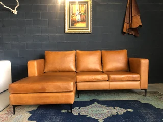 Brand new (2.3m x 1.6m) full grain gameskin genuine leather daybed couch. (A MODERN SLIMLINE DESIGN)