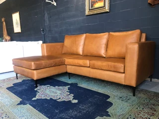 Brand new (2.3m x 1.6m) full grain gameskin genuine leather daybed couch. (A MODERN SLIMLINE DESIGN)