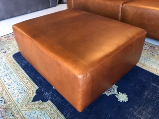 (ON PROMOTION) Newly manufactured 2.2m genuine leather MARCONI STYLE  couch &#43; versatile ottoman