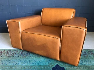 (ON PROMOTION) Brand new MARCONI STYLE genuine leather oversize &amp; bulky single seater armchair.