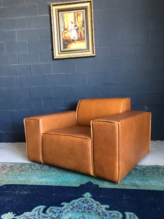 (ON PROMOTION) Brand new MARCONI STYLE genuine leather oversize &amp; bulky single seater armchair.