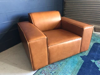 (ON PROMOTION) Brand new MARCONI STYLE genuine leather oversize &amp; bulky single seater armchair.