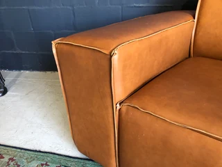 (ON PROMOTION) Brand new MARCONI STYLE genuine leather oversize &amp; bulky single seater armchair.