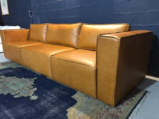 Brand new &amp; extremely large 3m MARCONI STYLE full genuine leather three division modular sofa.