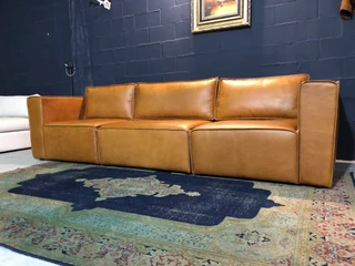 Brand new &amp; extremely large 3m MARCONI STYLE full genuine leather three division modular sofa.