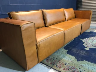 Brand new &amp; extremely large 3m MARCONI STYLE full genuine leather three division modular sofa.