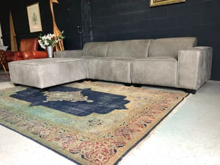 Newly manufactured (3m x 2m) MARCONI genuine leather daybed modular unit. (ZAMBEZI GRAPHITE GREY)