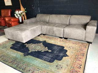 Newly manufactured (3m x 2m) MARCONI genuine leather daybed modular unit. (ZAMBEZI GRAPHITE GREY)