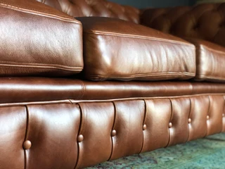 (ON PROMOTION) A timeless 2 piece genuine leather CHESTERFIELD lounge suite. (SAVANNAH BROWN)