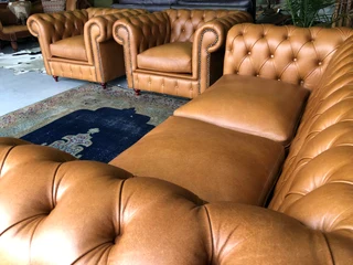 Brand new 3pc genuine leather CHESTERFIELD lounge suite (2 x LARGE ARMCHAIRS plus 1 x THREE SEATER)