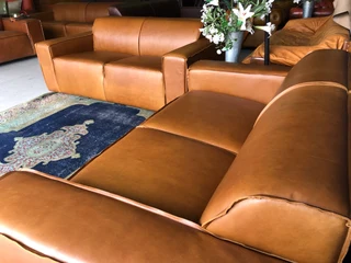 (ON PROMOTION) Brand new 2pc Marconi style genuine leather lounge suite. (2 x 1.8m TWO SEATER SOFAS)