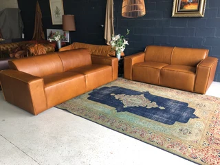 (ON PROMOTION) Brand new 2pc MARCONI STYLE  genuine leather lounge suite. (3 &#43; 2 SEATER SOFAS)