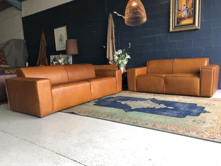 (ON PROMOTION) Brand new 2pc MARCONI STYLE  genuine leather lounge suite. (3 &#43; 2 SEATER SOFAS)