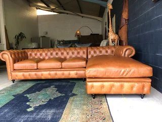 Newly manufactured 3m x 2m  genuine leather Chesterfield daybed unit, (100% FULL GRAIN GAMESKIN)