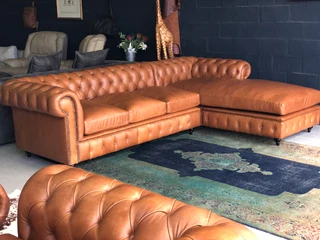 Newly manufactured 3m x 2m  genuine leather Chesterfield daybed unit, (100% FULL GRAIN GAMESKIN)
