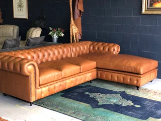 Newly manufactured 3m x 2m  genuine leather Chesterfield daybed unit, (100% FULL GRAIN GAMESKIN)
