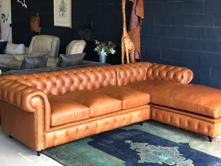 Newly manufactured 3m x 2m  genuine leather Chesterfield daybed unit, (100% FULL GRAIN GAMESKIN)