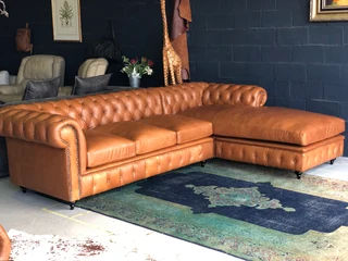 Newly manufactured 3m x 2m  genuine leather Chesterfield daybed unit, (100% FULL GRAIN GAMESKIN)