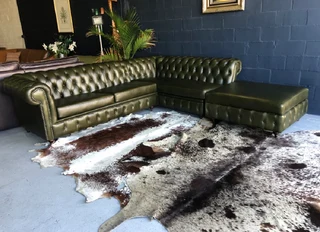 Brand New 3m X 2m Genuine Leather Chesterfield Corner Unit + Modular Ottoman (shiduli Green)