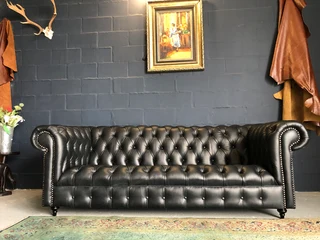 Brand New 2.2m Genuine Leather Full Deep Buttoned Chesterfield Three Seater Sofa. (crackle Black)