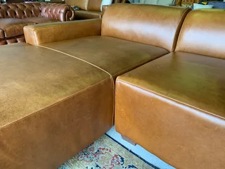 (ON PROMOTION) Large &amp; magnificent (3m x 2m) MARCONI STYLE genuine leather L-shape daybed unit.