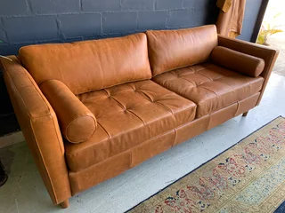 Brand new 2.3m genuine leather HOXSTON STYLE three seater sofa plus 2 x FREE ROUND BOLSTER CUSHIONS)