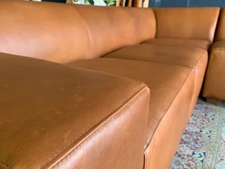 e(ON PROMOTION) Newly manufactured (3m x 2.5m)  genuine leather URBAN STYLE L-shape corner unit.