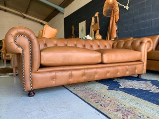 (on Promotion) Brand New Genuine Leather 2.2m Chesterfield Three Seater Sofa (pista Pecan Tan Brown)