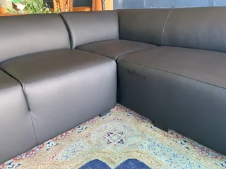 Newly manufactured (3m x 2.5m) genuine leather MARCONI STYLE L-shape corner unit (MYSTIC BLACK)