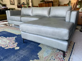 Brand new (2.7m x 1.7m) pepper grey genuine leather daybed unit. (A MODERN TOUCH INTERIOR DESIGN)