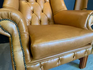 2 x immaculate genuine leather large vintage Wingback armchairs. (IMMEDIATELY AVAILABLE) R13995 both