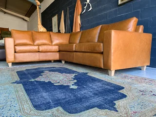 Newly Manufactured &amp; Custom Made 2.8m X 2.2m Genuine Leather Anniline Design L-shape Corner Unit