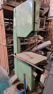 3 X 3phase Bandsaws available