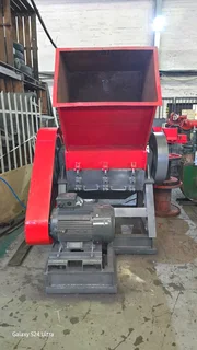 Shredder/granulator available