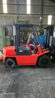 Nissan diesel engine forklift