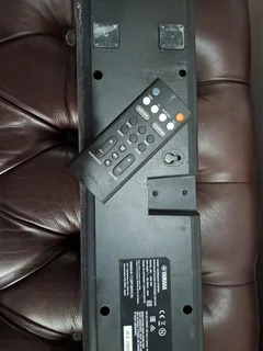 YAMAHA SOUND BAR