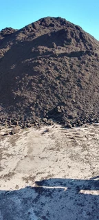 Supply and installation Kikuyu grass and top soil weed free