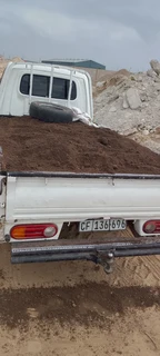 Delivery and installa of Lm Berea grass