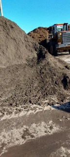 Delivery and installa off Kikuyu grass and compost weed free