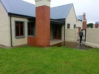 Delivery and installation off national grass