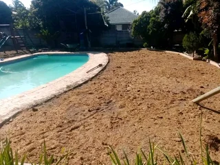 Delivery and installation off national grass